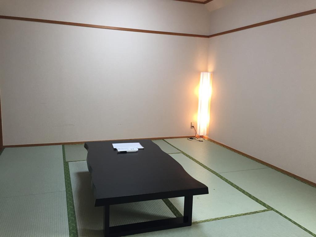 Tokyo Banyan Hotel Стая снимка