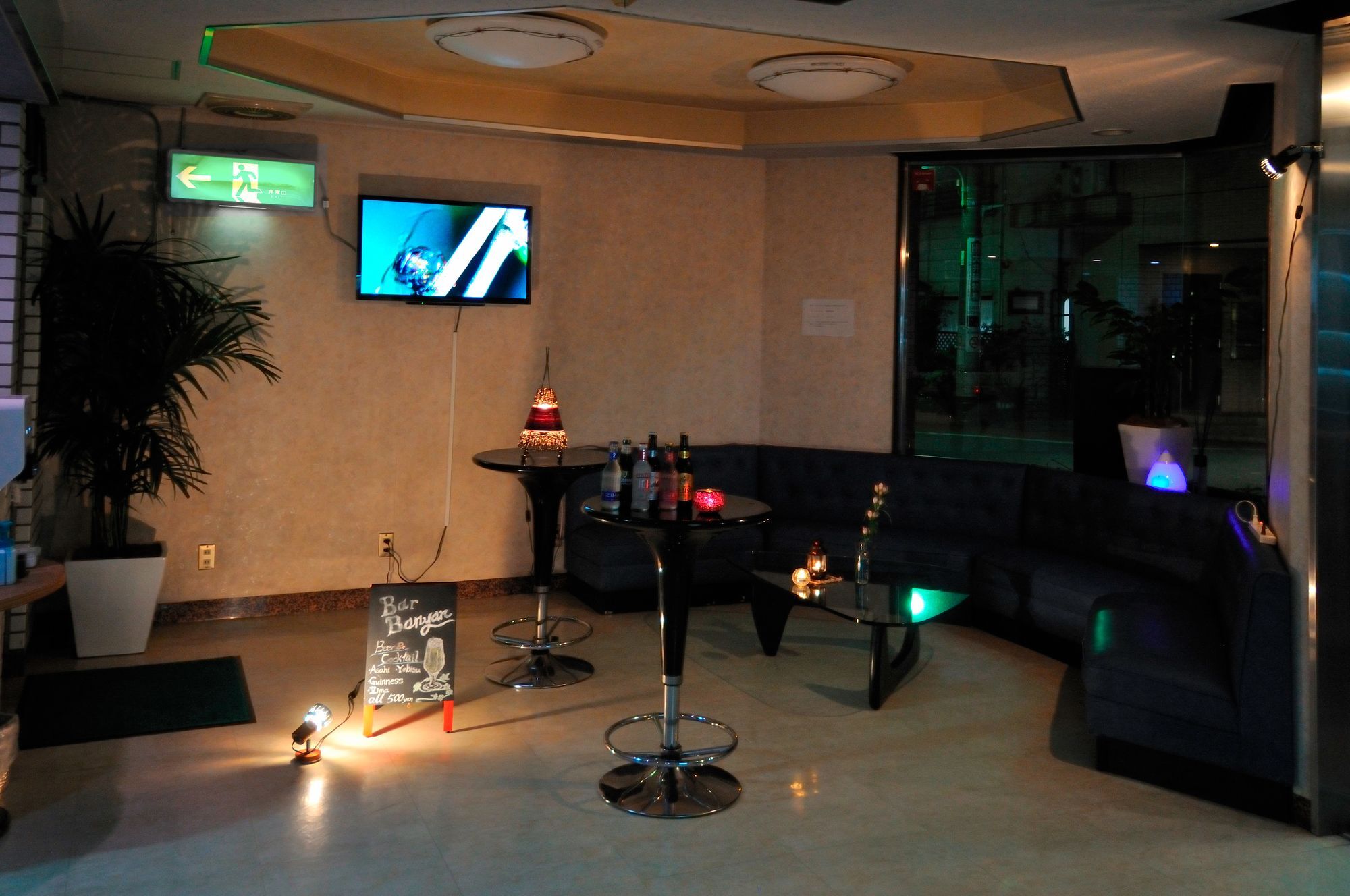 Tokyo Banyan Hotel Екстериор снимка